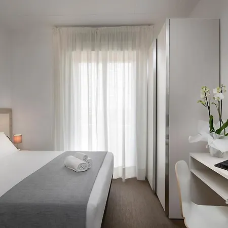 Cristina Hotel