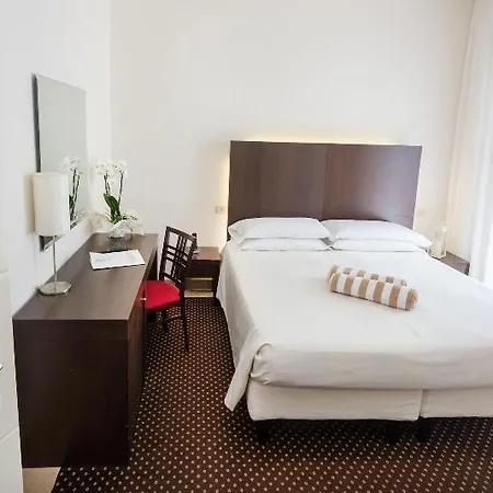 Cristina Hotel