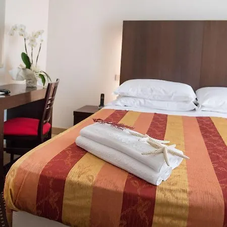 Hotel Cristina Cattolica