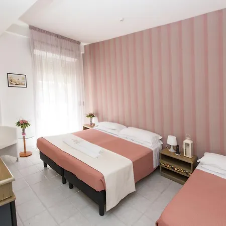 Hotel Cristina 3*