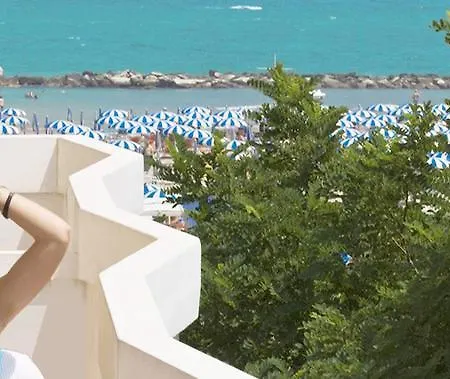 Hotel Cristina 3*